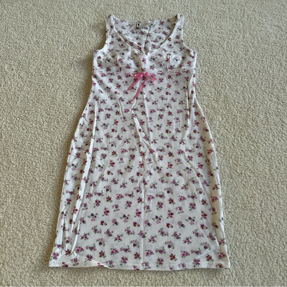 Vintage Morgan de Toi white floral mini dress with pink ribbon waist